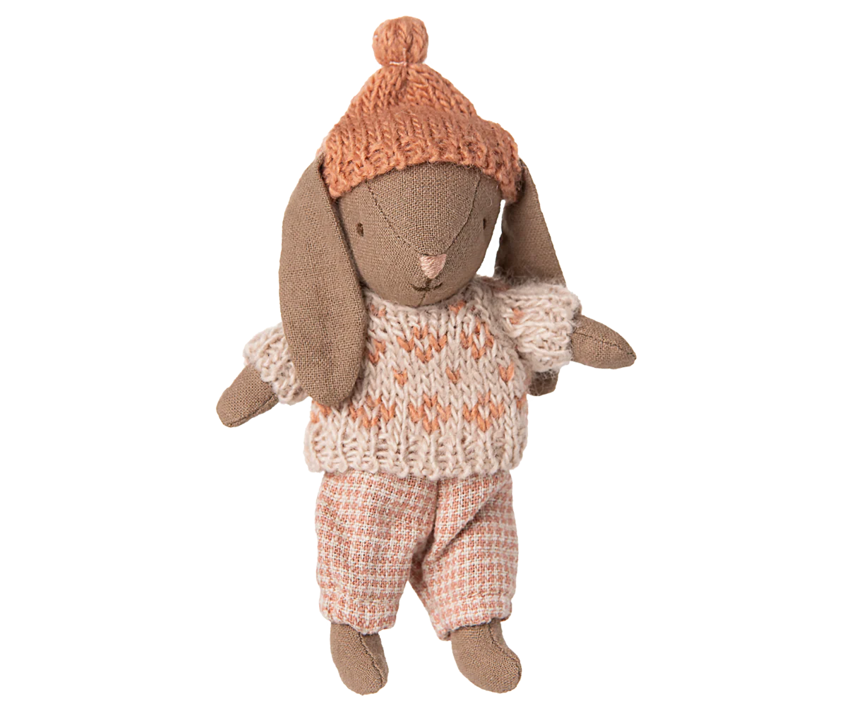 Winter Bunny - Brown/Rose (micro)
