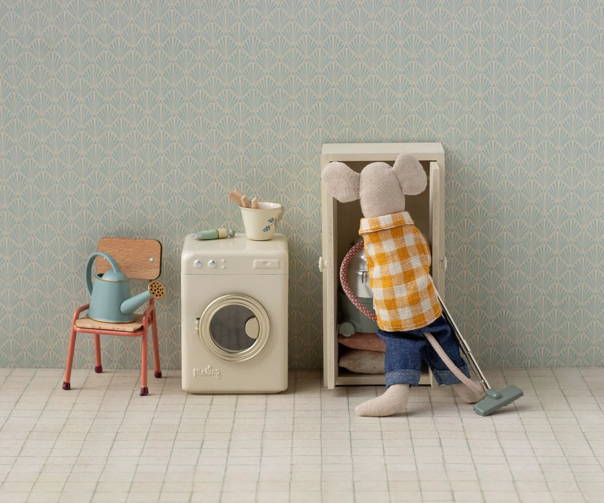 Mouse Washing Machine