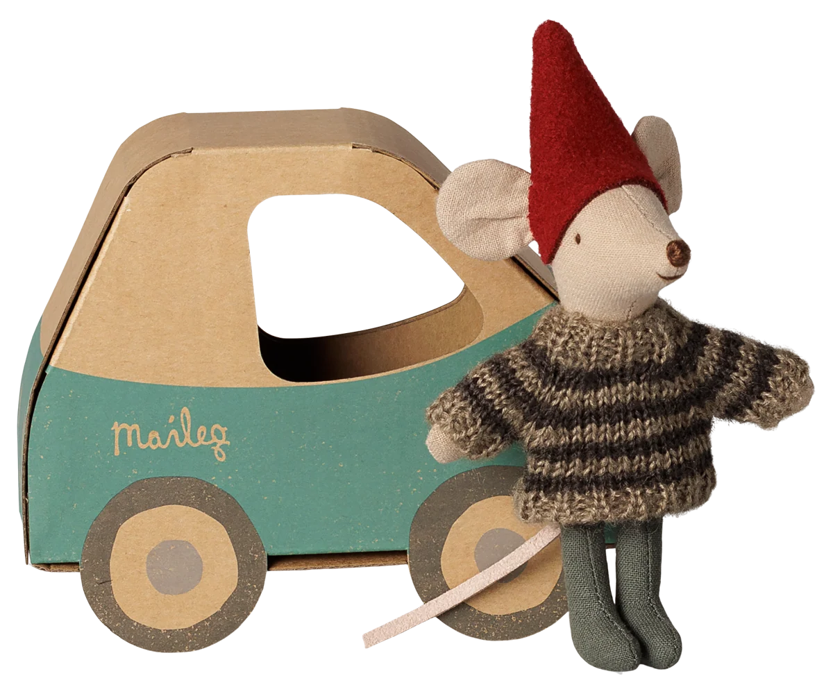 Little Brother Christmas Mouse in Car Box
