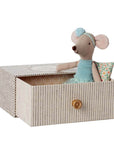 Little Sister Dancing Mouse in Daybed